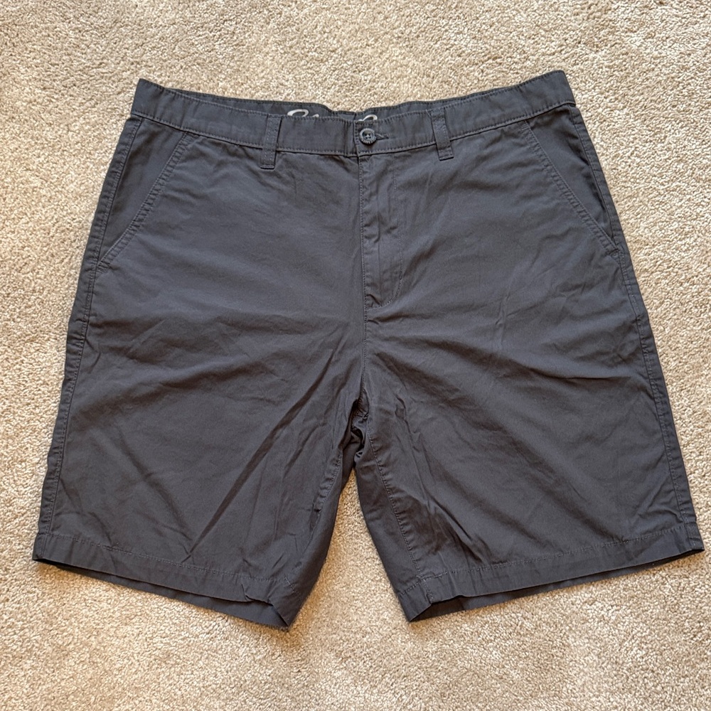 Eddie Bauer men’s light weight cotton shorts size 35